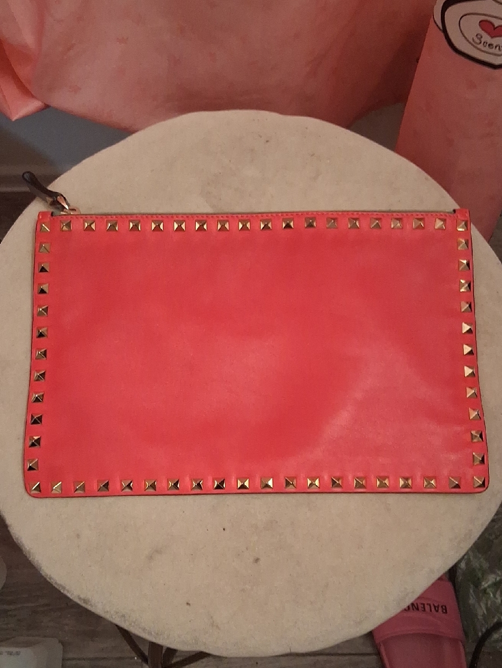 AUTHENTIC VALENTINO GARAVANI l Leather Wristlet Clutch RED /PINK ROCKSTUD CLUTCH